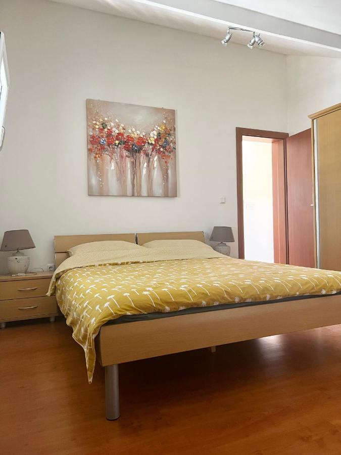 D.O.O. Yury Apartment Trogir Bagian luar foto