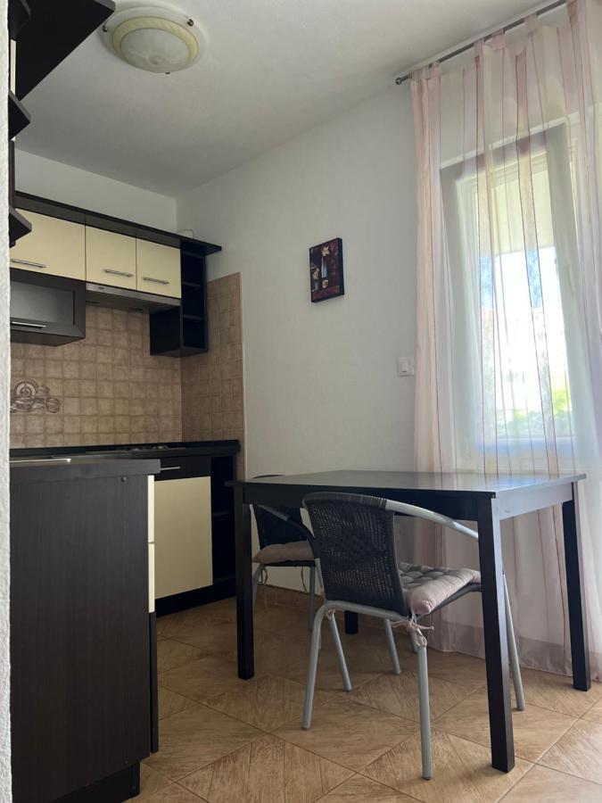 D.O.O. Yury Apartment Trogir Bagian luar foto