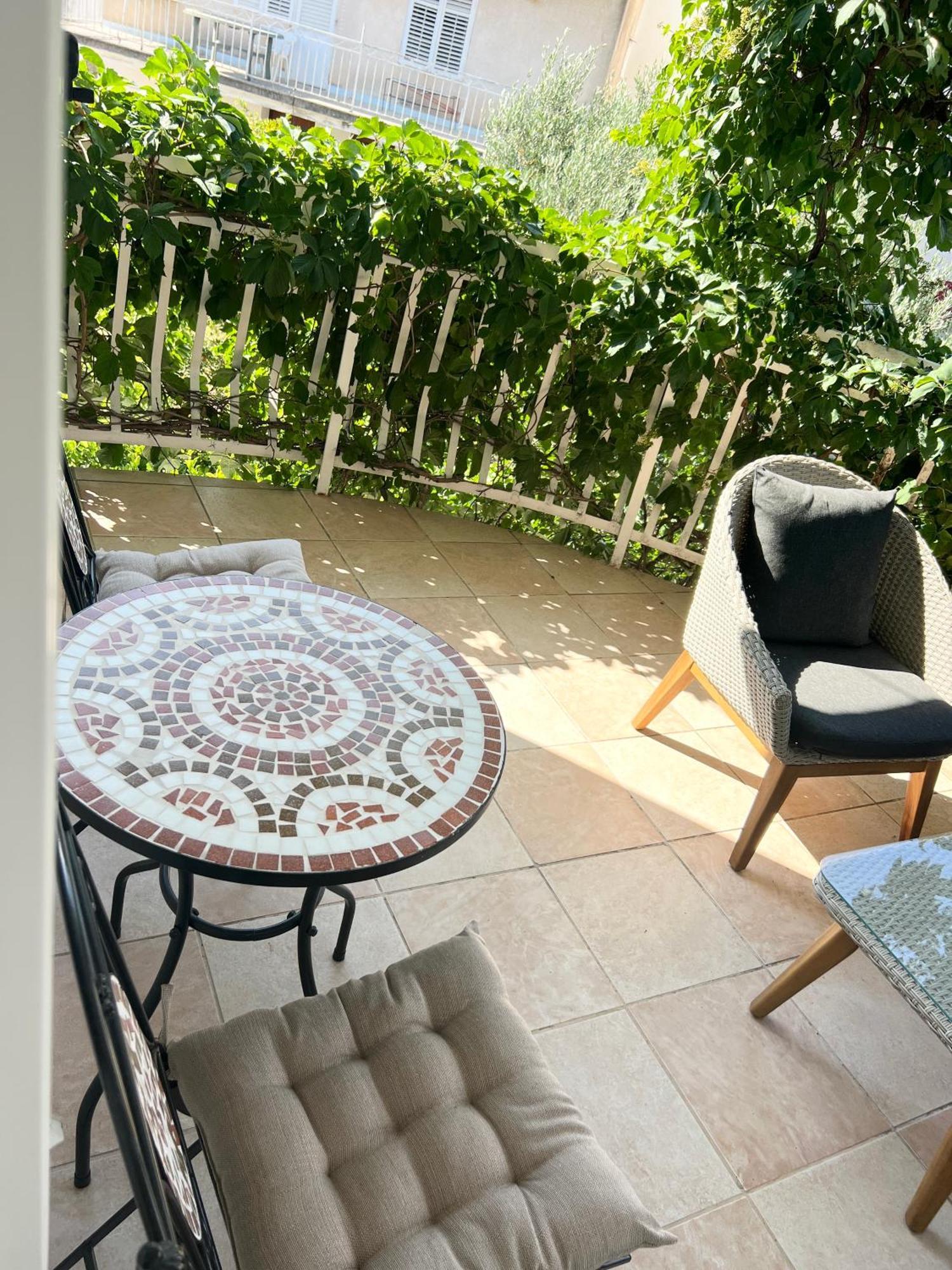 D.O.O. Yury Apartment Trogir Bagian luar foto